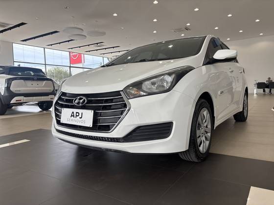 HYUNDAI HB20S 1.6 COMFORT PLUS 16V FLEX 4P AUTOMÁTICO